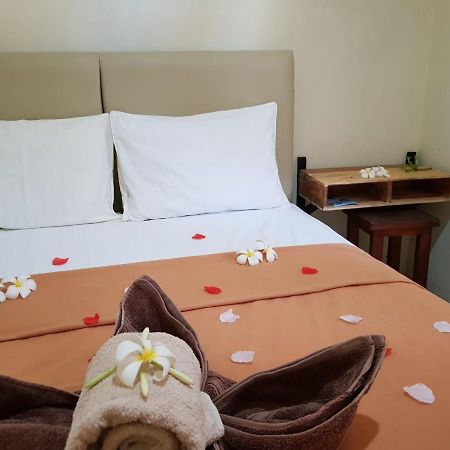 Ferienwohnung Isola Gili Gili Trawangan Exterior foto